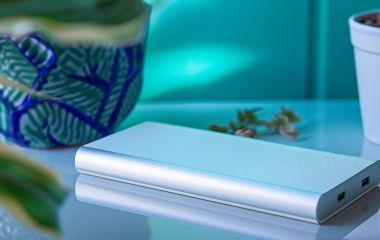 Xiaomi Mi Power Bank Silver - быстрая зарядка в стильном исполнении