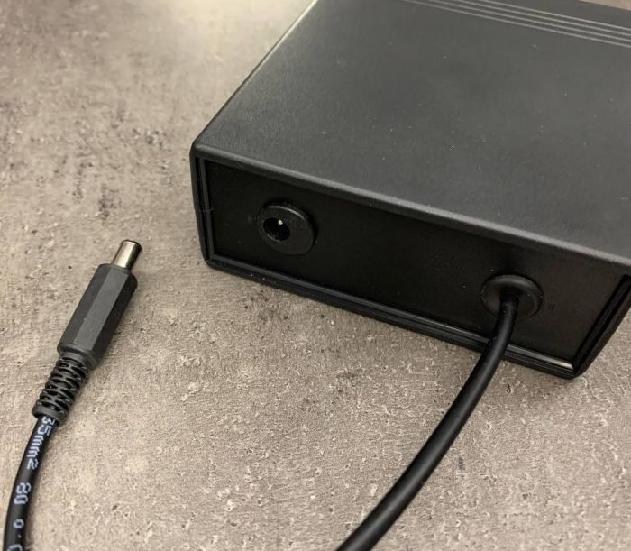 Baseus для роутера або іншої техніки (9-12 вольт, 5200mAh. 3A, DC 5.5х2.1мм, 5-10 годин роботи, безперебійник, упс) - Чорний