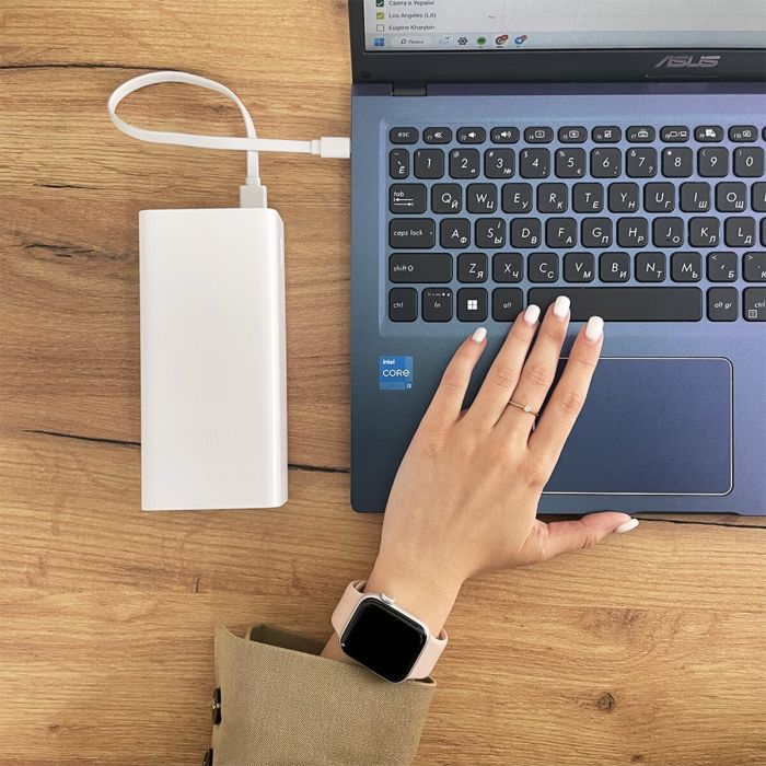 Xiaomi Mi 3 30000 mAh 24W белий (VXN4307CN, PB3018ZM)