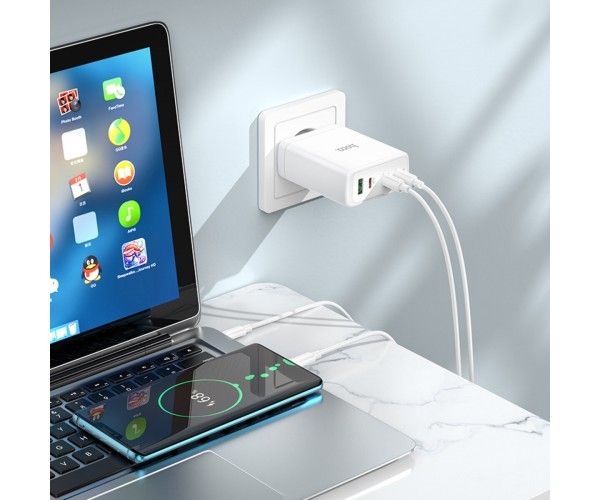 Hoco N31 Leader PD100W four-port(3C1A) fast charger White