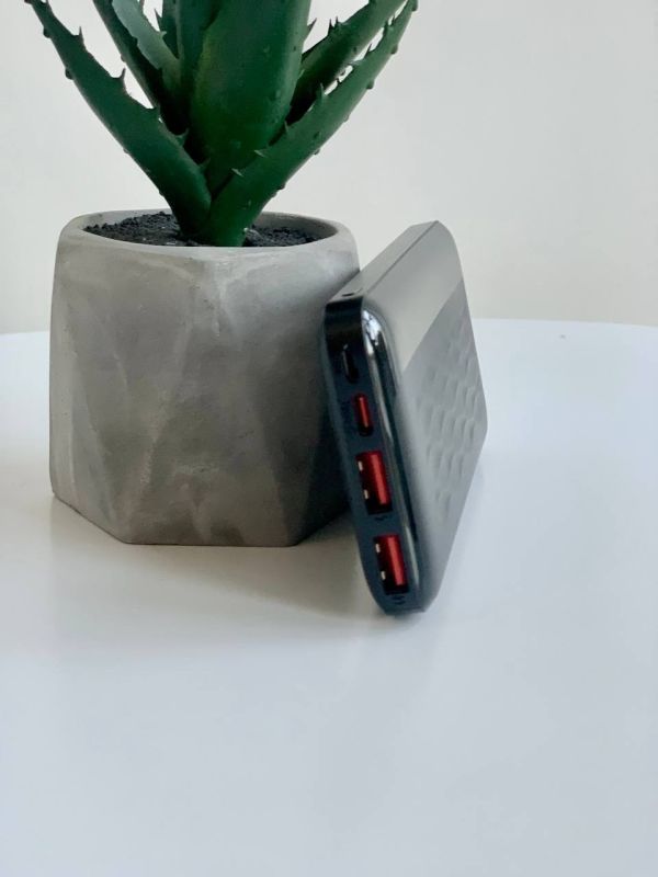 Hoco J90 10000 mAh зі швидкою зарядкою 22.5W / Hoco J90