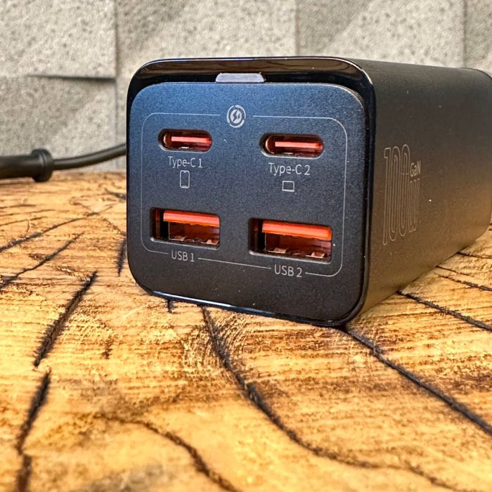 Baseus 100w GaN3 Pro 2 type C 2 USB + кабель type c 100w чорний колір